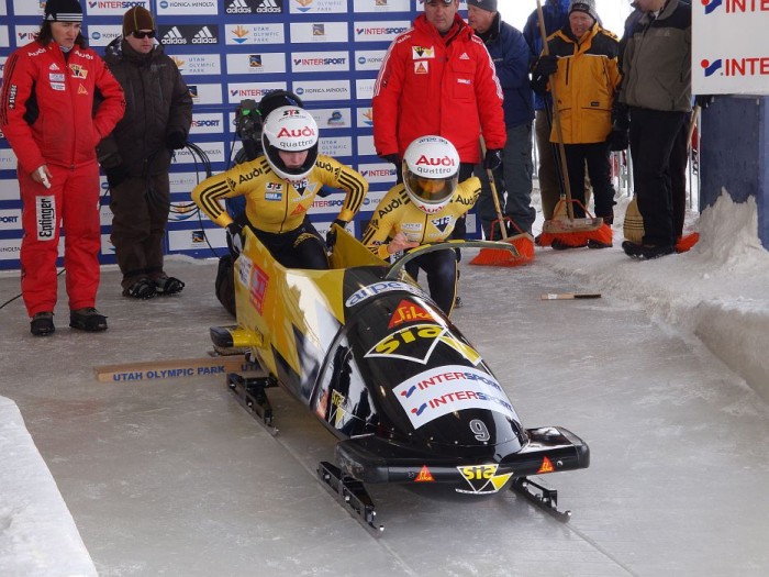 Guter Start von Sabina Hafner zur Damenbob WM in Lake Placid