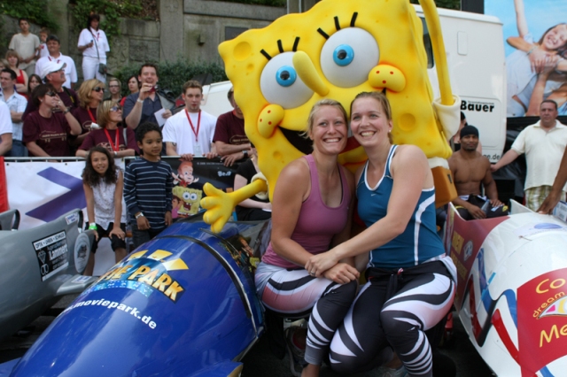 Team Hengster mit Sponge Bob (Fotocredit: M.Manthey/ PSBA)